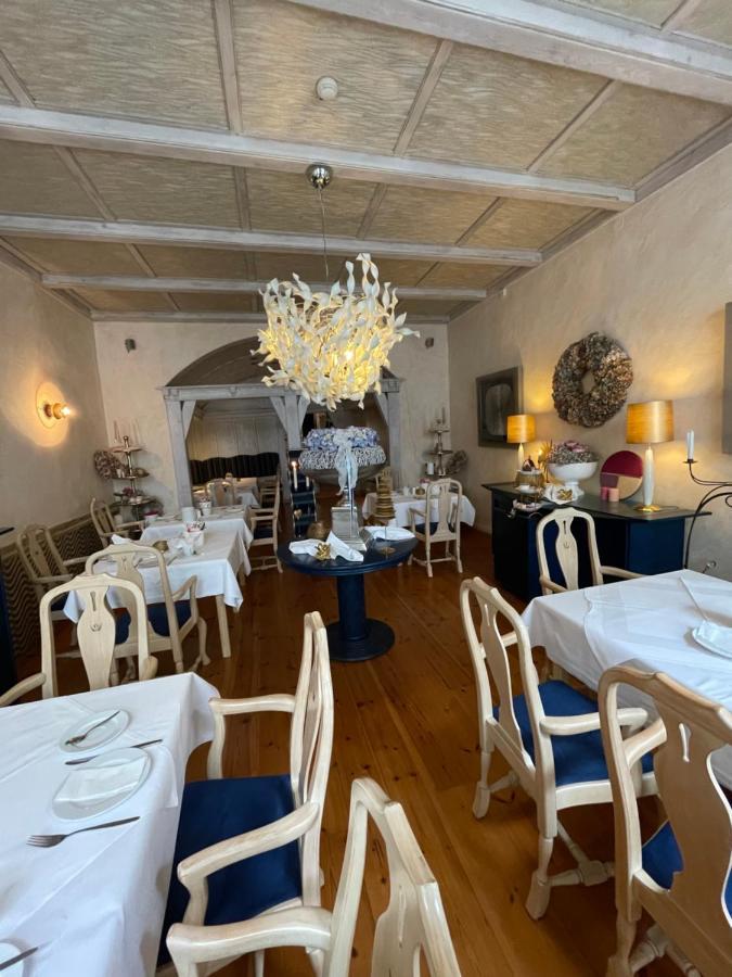 Haus Wullfcrona Hotel Щралзунд Екстериор снимка
