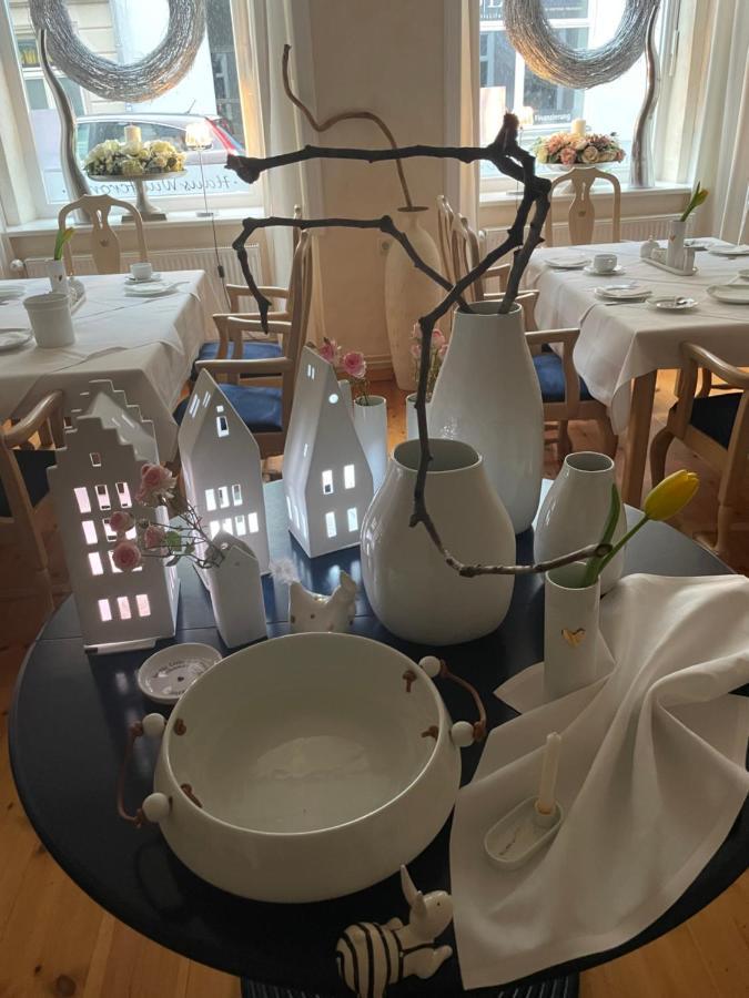 Haus Wullfcrona Hotel Щралзунд Екстериор снимка