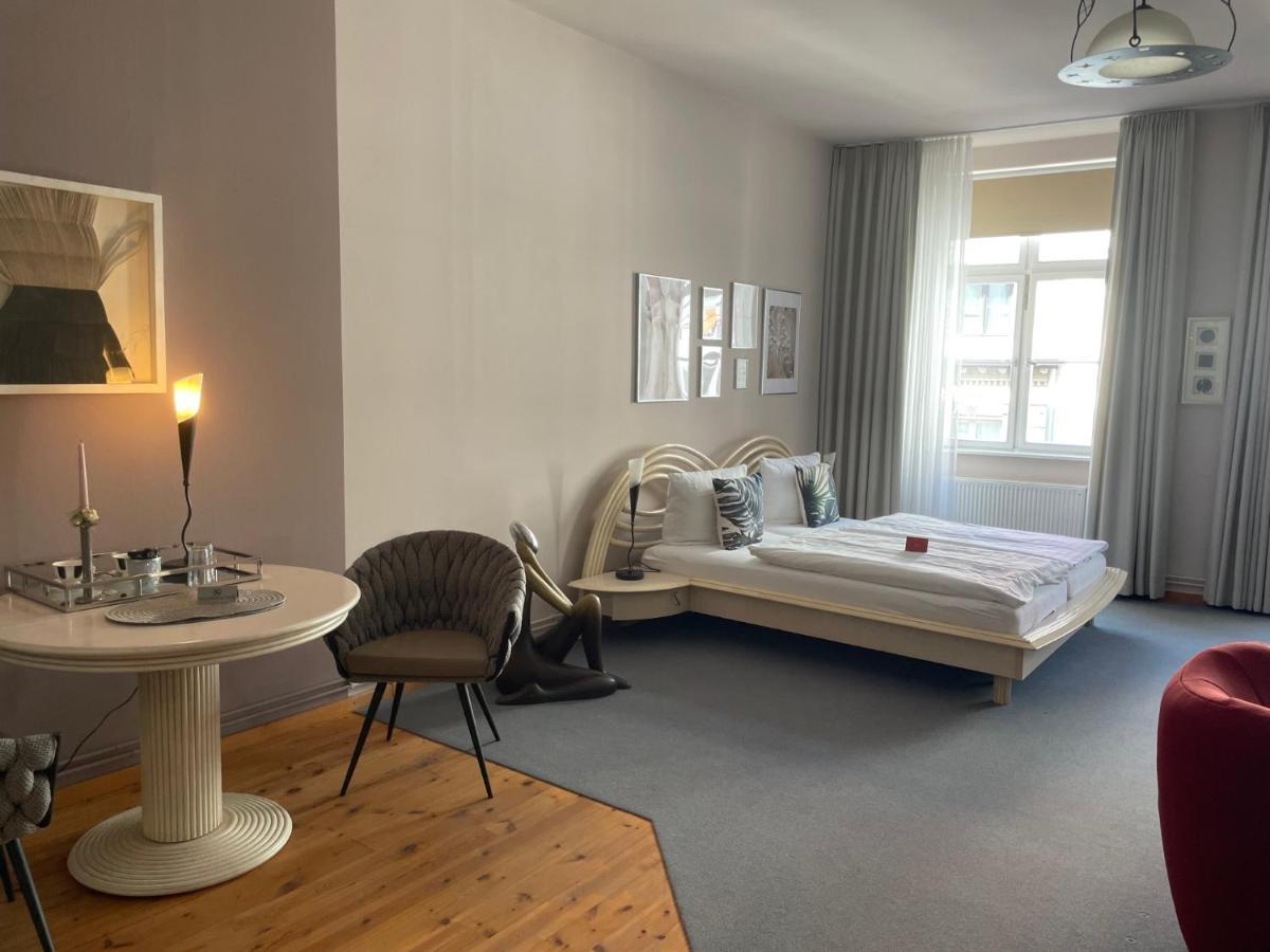 Haus Wullfcrona Hotel Щралзунд Екстериор снимка