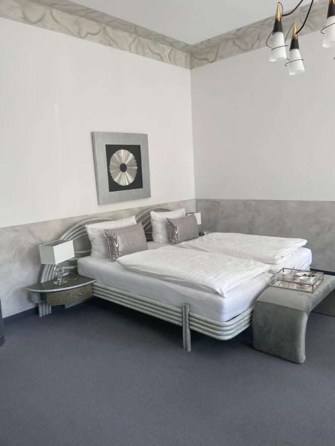 Haus Wullfcrona Hotel Щралзунд Екстериор снимка